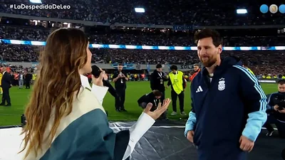 Soledad Pastorutti y Lionel Messi. Soledad Pastorutti y Lionel Messi.