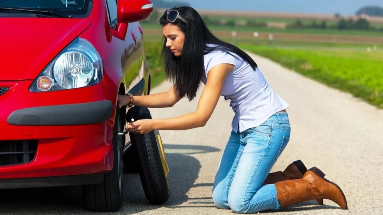 Las claves que toda mujer debería conocer sobre su auto.