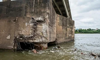 Un accidente en el puente Chaco-Corriente expuso el peligro de la desregulación nacional | Hidrovía