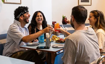 Dónde comer sobre la avenida Corrientes: el nuevo espacio en Paseo La Plaza | Gastronomía