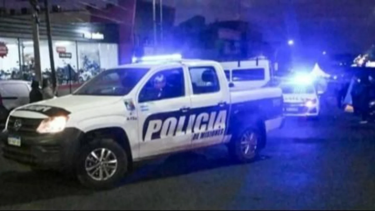 Tragedia en Posadas: atropelló y mató a un hombre en silla de ruedas, aceleró y escapó a Paraguay