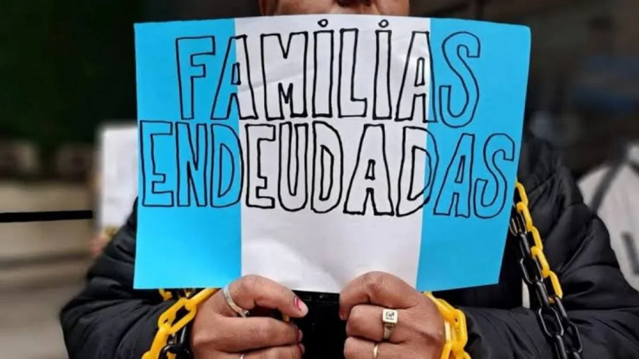 Endeudamiento familiar: darán charlas en clubes de barrio para asesorar sobre finanzas