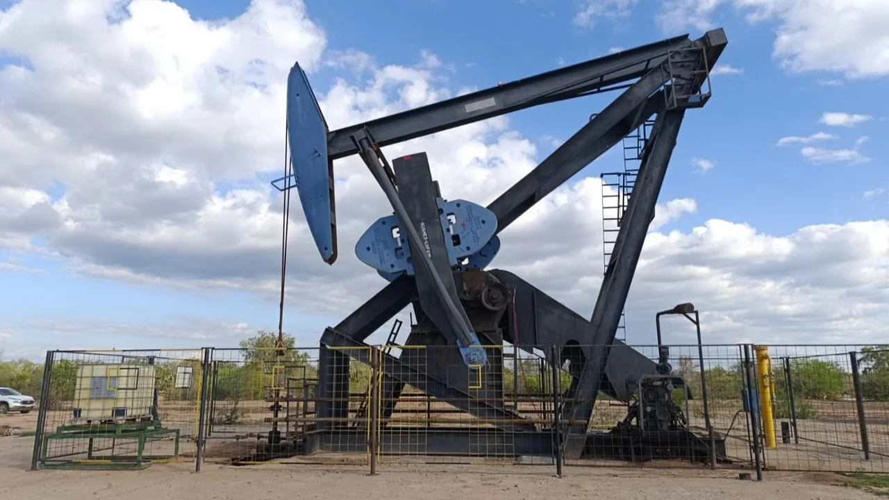 Formosa impulsa el desarrollo hidrocarburífero y fortalece la producción artesanal en el oeste