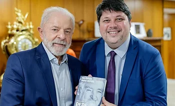 El Gobierno rechazó el ingreso de un periodista radicado en el país que criticó a Milei | Elecciones en brasil