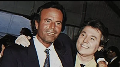 La pelea entre Raphael y Julio Iglesias que revela una serie de Netflix. La pelea entre Raphael y Julio Iglesias que revela una serie de Netflix.