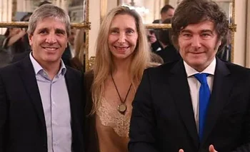 Karina se bajó del viaje de Milei, cuida la sesión del 15 y crecen las críticas a "Toto" | Casa rosada 