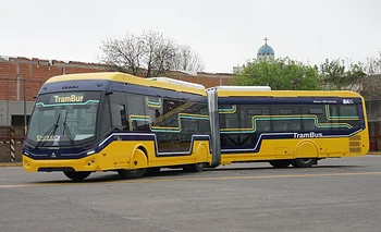 El TramBus, más cerca: presentan las unidades que conectarán Nueva Pompeya con Aeroparque | Transporte público