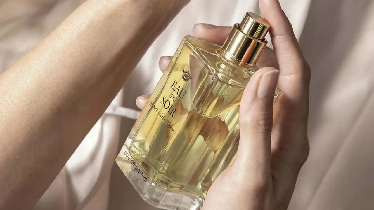 Sorpresa por el perfume secreto de la reina Letizia que sigue conquistando en 2026 y sale $445.000