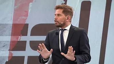 El Pollo Vignolo reveló al aire al nuevo eliminado de MasterChef. El Pollo Vignolo reveló al aire al nuevo eliminado de MasterChef.