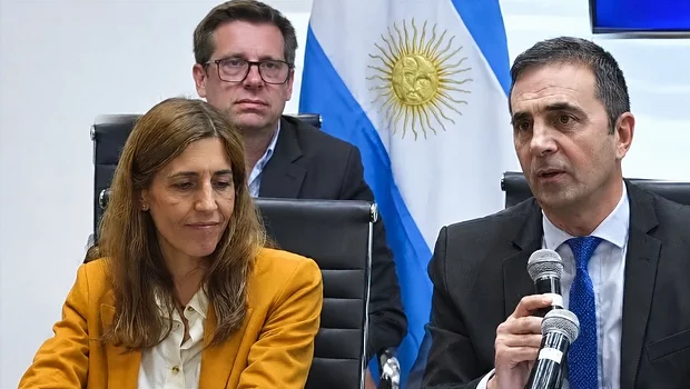Tensión en Capital Humano y con CGT por un despido | Javier milei 
