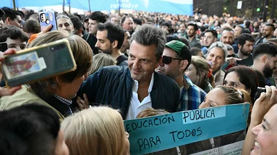 Felipe Romero: "Massa incrementó el presupuesto en educación" Felipe Romero: "Massa incrementó el presupuesto en educación"