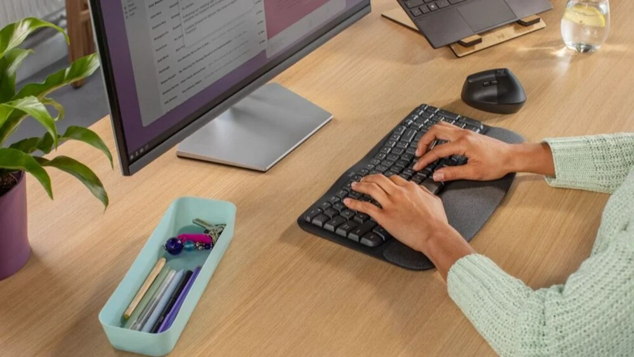 Mouses y teclados ergonómicos de Logitech