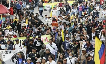 La oposición marchó contra De la Espriella en Bogotá en el primer paro al gobierno | Colombia