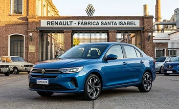 Así es el Renault 9 modelo 2027 "Industria Argentina", según IA | Autos