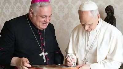 El Jefe de la Iglesia en Argentina habló sobre la visita del Papa a Argentina tras su operación El Jefe de la Iglesia en Argentina habló sobre la visita del Papa a Argentina tras su operación