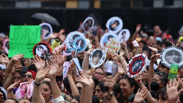 Quiénes están detrás de las ARMYs argentinas que reciben a BTS y movilizan masas | Música