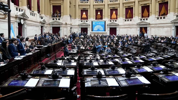 Faltaron 8 diputados y no hubo quórum: se cayó la sesión para bajar el DNU 70/23 | Congreso