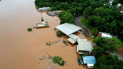 Frente al avance de El Niño, el Gobierno paralizó el 62% de las obras hídricas Frente al avance de El Niño, el Gobierno paralizó el 62% de las obras hídricas