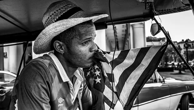 El fotógrafo que retrató Cuba durante 12 años llega a Buenos Aires | Exposiciones