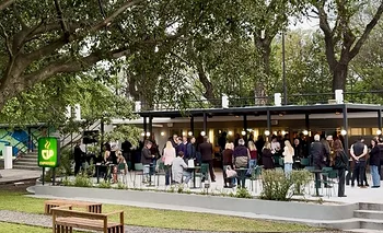 La cafetería en uno de los espacios verdes más grandes de Buenos Aires | Gastronomía