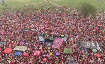 A una semana del balotaje, miles de brasileños salieron a las calles para apoyar a Lula | Elecciones en brasil