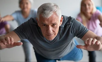 Los tres ejercicios claves para rejuvenecer después de los 50 años, según un especialista | Tercera edad