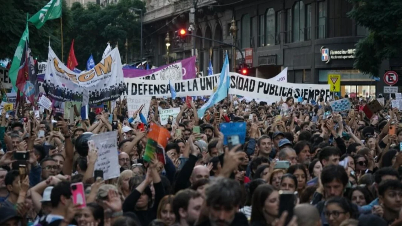 La Justicia a favor de Milei: revisarán la cautelar sobre Financiamiento Universitario