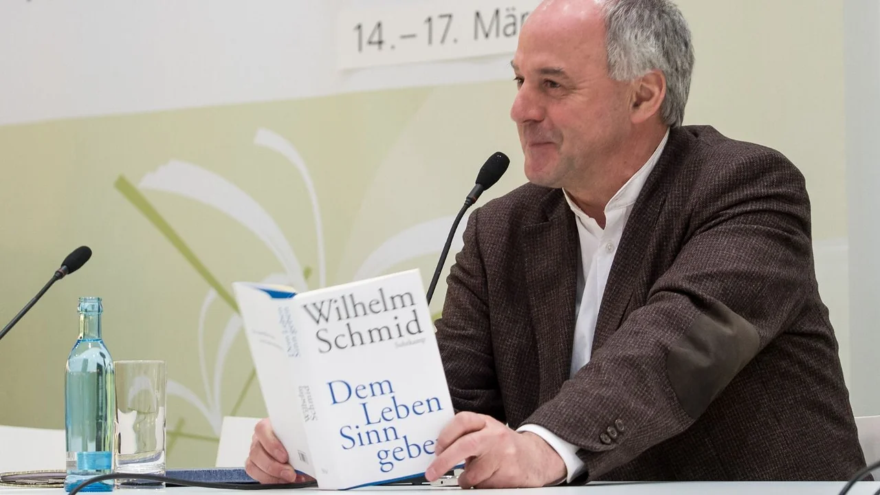 Wilhelm Schmid, filósofo, sobre el duelo: “Para tener consuelo cuando pierdes a un ser querido, debes pensar en cómo obtener energía; puede ser con una sopa, un abrazo, o pensamientos útiles e inteligentes”