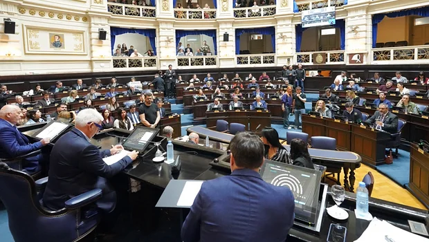 Violencia digital: la Legislatura bonaerense aprobó la ley Ema | Provincia de buenos aires