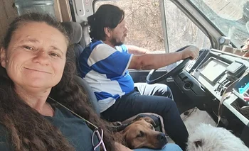 Se conocieron a los 50 años, lo dejaron todo y hoy viven viajando | Historias de vida