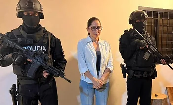 Persecución política en Ecuador: detienen a la correísta Luisa González | Ecuador 