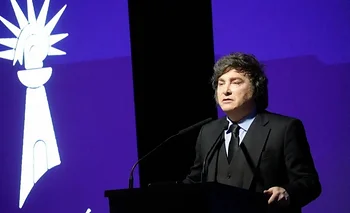 Fuerte repudio contra Milei por pedir "hoguera" para periodistas | Ataque a la prensa