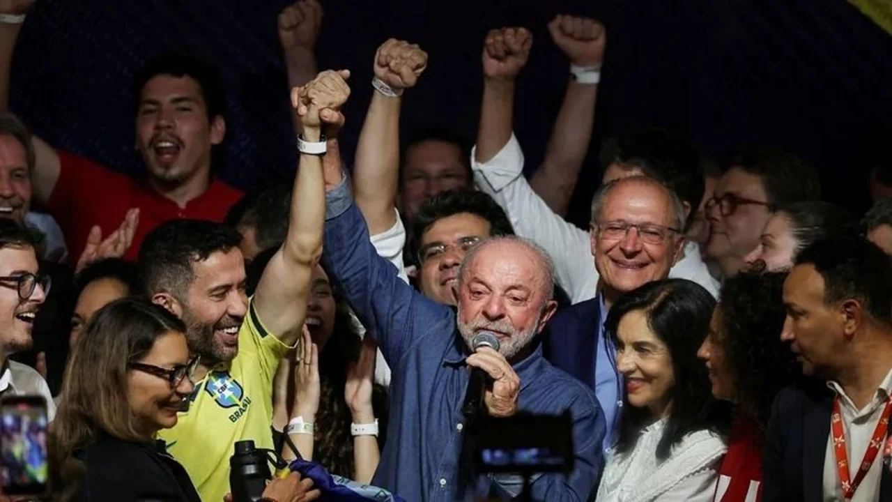 Lula demostró que se puede crecer y distribuir: cuánto creció el PBI y bajó la pobreza con sus gobiernos