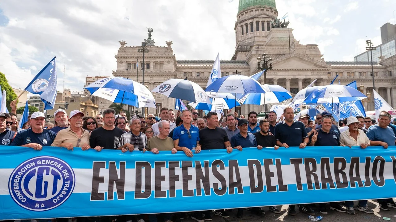 La CGT prepara un "miniparo" para antes de fin de año