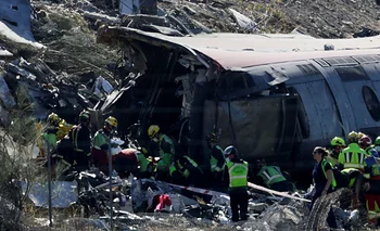 Chocaron dos trenes en España y ya hay al menos 68 muertos | España