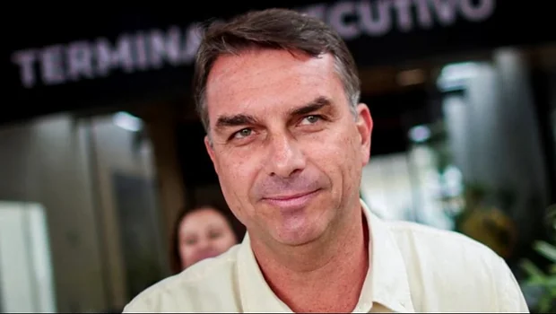 Revelan que un funcionario de Trump ayudó a Flávio Bolsonaro a fugarse de Brasil | Elecciones en brasil