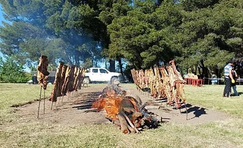 Celebra la Fiesta del Asado Criollo: el pueblo de 755 habitantes ideal para visitar | Escapadas