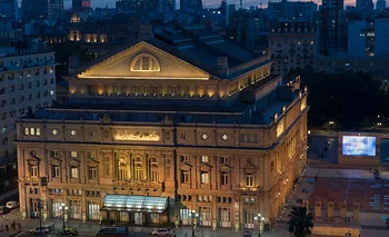Recorrer el Teatro Colón de madrugada y gratis: así es la experiencia única en el año | Teatro colón