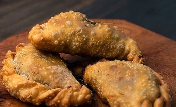 Un pueblito rural de 60 habitantes celebra la Fiesta de la Empanada | Escapadas