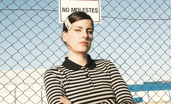 Ey, no molestes: Chechi De Marcos y su transformación más rockera | Música