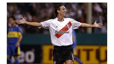 La Justicia confirmó el procesamiento de un ex jugador de River por evasión fiscal La Justicia confirmó el procesamiento de un ex jugador de River por evasión fiscal