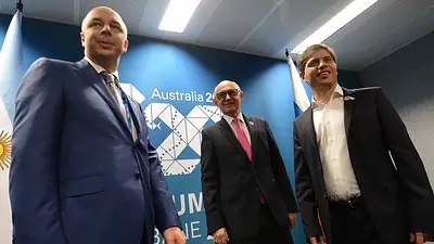 El G-20 incluyó a los fondos buitre en su informe final El G-20 incluyó a los fondos buitre en su informe final