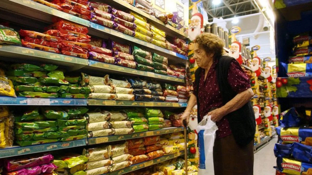 El Gobierno presenta la nueva canasta navideña