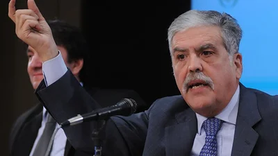 De Vido realizará una denuncia penal por la falta de gas y combustible De Vido realizará una denuncia penal por la falta de gas y combustible