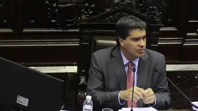 Capitanich: "Pretenden bajar retenciones, eliminar impuestos y aumentar gasto publico, pero dicen que no van a tener déficit fiscal" Capitanich: "Pretenden bajar retenciones, eliminar impuestos y aumentar gasto publico, pero dicen que no van a tener déficit fiscal"