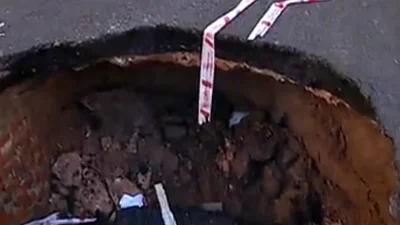 Un súper cráter en avenida Gaona Un súper cráter en avenida Gaona