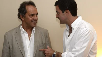 Elecciones 2015: Urtubey consideró que el FpV tiene "el mejor candidato a presidente" Elecciones 2015: Urtubey consideró que el FpV tiene "el mejor candidato a presidente"