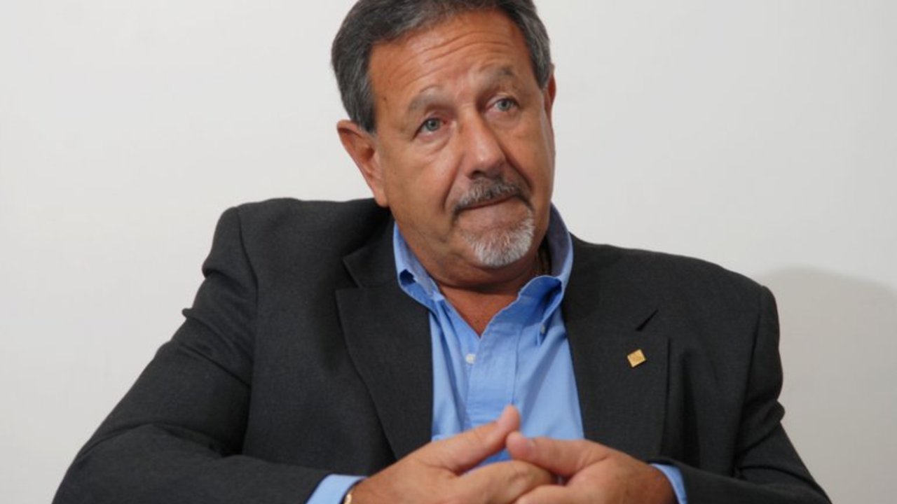 Diputados: apartan al presidente del bloque massista por tildar de "incoherente" el apoyo a Macri