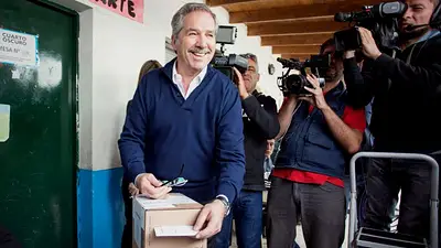 Solá definió a Macri como "un gorila moderno" Solá definió a Macri como "un gorila moderno"