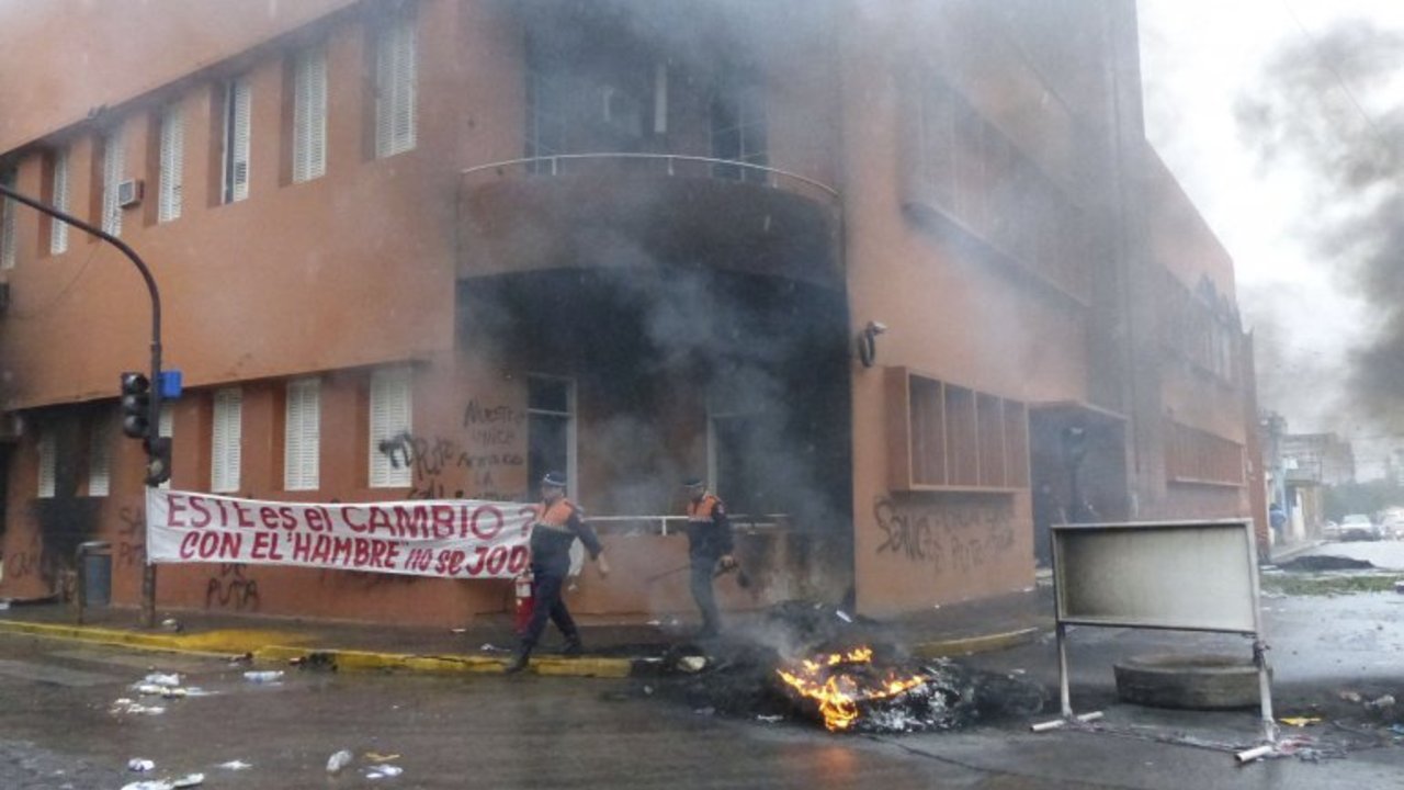 Intendente de Cambiemos asumió y ordenó el despido de 500 municipales